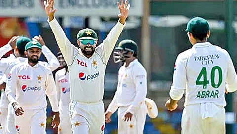 PAK vs SL : पाकचा श्रीलंकेला क्लीन स्विप