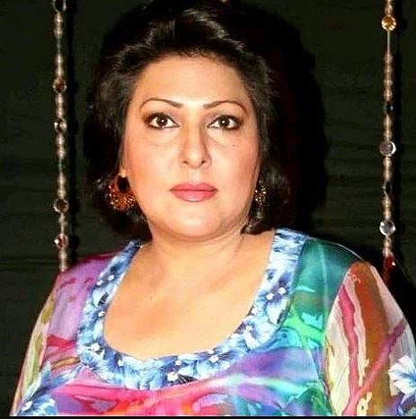 Navneet Nishan : आमीर तर आमीरच !