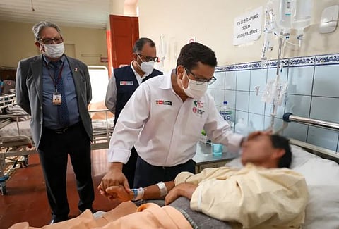 पेरु देशात मागील पाच आठवड्यांमध्ये गुइलेन-बॅरे सिंड्रोम (जीबीएस) नावाच्या दुर्मिळ आजाराच्या रुग्णसंख्येत भयावह वाढ झाली आहे.