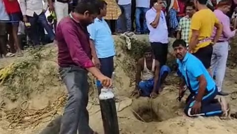 Shivam fell down in Boarwell bihar incident