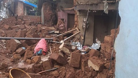 कोल्हापूर : किणे येथे घराची भिंत कोसळून महिलेचा मृत्यू