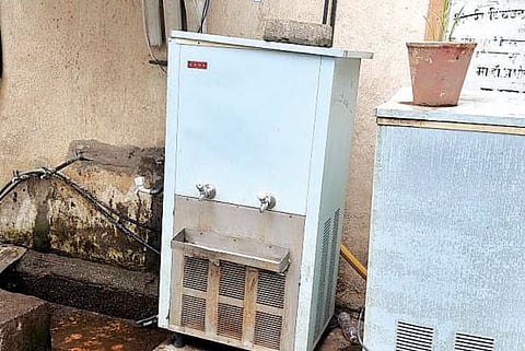 आकुर्डी : कर भरण्यासाठी आलेल्या नागरिकांना मन:स्ताप