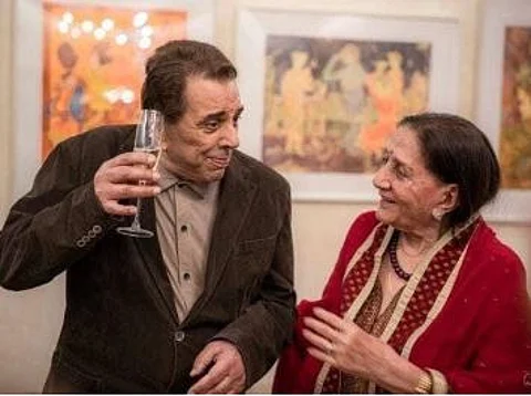 dharmendra with wife
