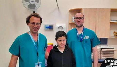 डॉक्टरांचा चमत्कार: कार अपघातात शरीरापासून वेगळं झालेलं मुलाचं डोकं पुन्हा जोडलं, इस्रायलमधील घटना