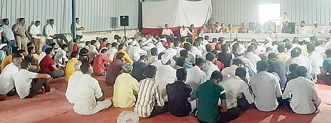 कडूसची ग्रामसभा गोहत्येवर ठरली वादळी; मोठा पोलिस बंदोबस्त तैनात