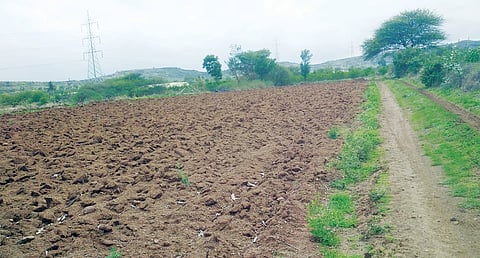 दिवे : साहेब काही करा, पण आम्हाला पाणी द्या; नागरिकांची आर्त हाक