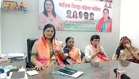 भाजप आता कोंबड्या वाटपाचा कार्यक्रम करतोय : संध्या सव्वालाखे