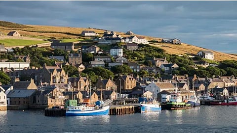 स्कॉटलंडच्या ऑर्कनी बेटांमधलं स्ट्रोमनेस गाव. ( संग्रहित छायाचित्र )