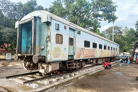 पुणे रेल्वे स्थानकावर ’रेस्टॉरंट ऑन व्हील’