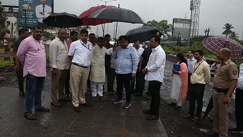 सार्वजनिक बांधकाम मंत्री रवींद्र चव्हाण