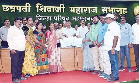 अहमदनगर : जि.प. सोसायटी सभासदांसाठी आधारवड