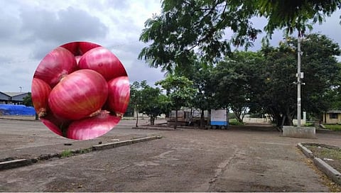 लासलगाव बाजार समिती आवार(छाया : राकेश बोरा)