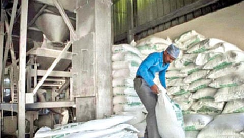 आगामी काळात मुबलक साखरेसह दरही वाजवी राहणार!