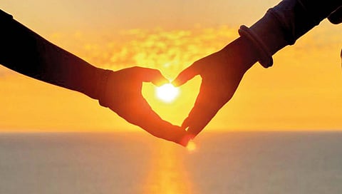 समाजभान : प्रेम आणि नातेसंबंध