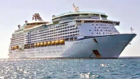 जग फिरण्यासाठी 3 वर्षांचे क्रूझ बुकिंग!