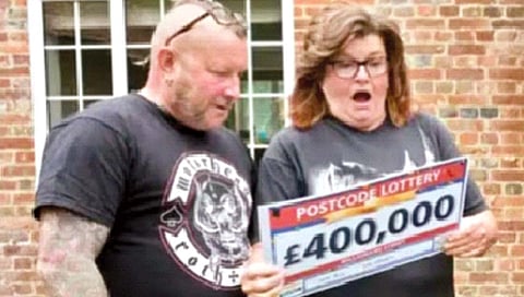 पाय मोडला अन् ती झाली करोडपती!