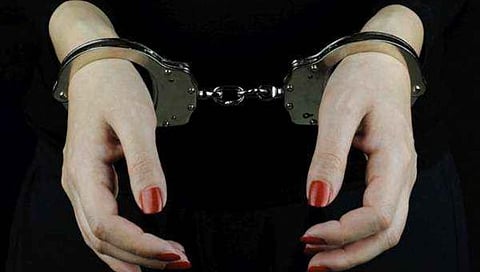 Nashik Theft News : जुने सीबीएस येथे प्रवाशांचे दागिने चोरणारी महिला गजाआड, सव्वा लाखाचे दागिने हस्तगत