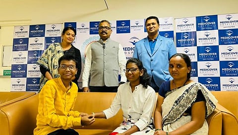 रायगड : बहिणीने यकृत दान करत भावाला दिली रक्षाबंधनाची अनोखी भेट