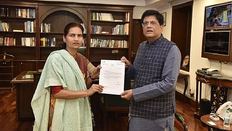 कांद्यावरील निर्यातशुल्काचा फेरविचार करावा : डॉ. भारती पवार