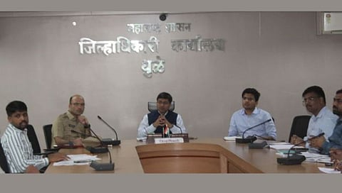 धुळे : ‘मेरी माटी मेरा देश’ उपक्रम यशस्वी करण्यासाठी नियोजन करावे-जिल्हाधिकारी अभिनव गोयल