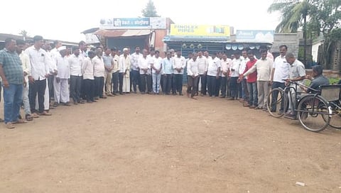 सांगली: प्रदीप माने यांच्यावरील गुन्ह्याच्या निषेधार्थ सावर्डे येथे कडकडीत बंद