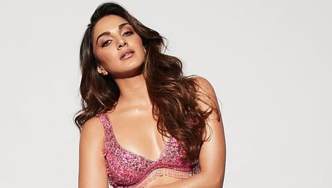 कियाराचा ग्लॅमरस लूक