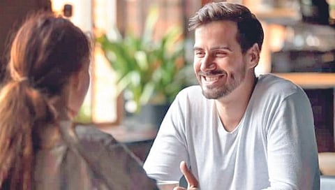 गरजेपेक्षा जास्त बोलणे वाईटच, बोलताना राखा भान!