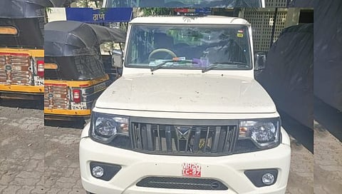 ना नंबर, ना लायसन्स, कॅनॉटमध्ये सायरन वाजवित बेदरकार ड्रायव्हिंग; सिडको पोलिसांनी जप्त केले वाहन