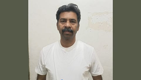 आदर्श पतसंस्था घोटाळा प्रकरण : तत्कालिन जिल्हा उपनिबंधक सतीश खरे गजाआड