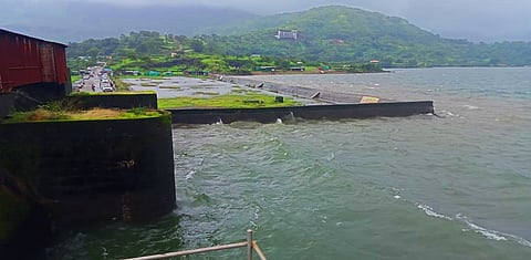 अकोले: भंडारदरा ९३ टक्के भरले, धरणातून विसर्ग सुरु