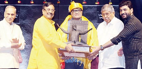 ‘पद्म’साठी अभिनेते अशोक सराफ यांची शिफारस करणार