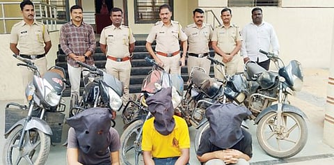 कोपरगावात दुचाकी चोरट्यांची टोळी जेरबंद