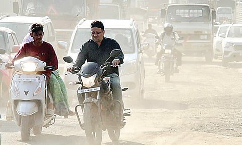 30 कोटींची स्वच्छ हवा ! तरीदेखील शहरातील धूळ काही हटेना