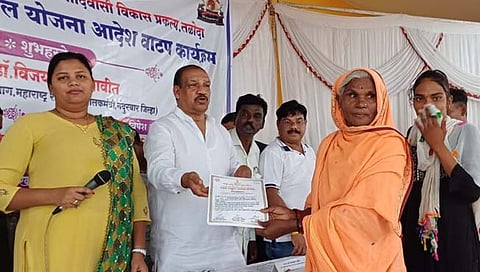 नंदुरबार: डॉ. विजयकुमार गावित यांच्याहस्ते तळोदातील १ हजार २५ लाभार्थ्यांना घरकुल वाटप