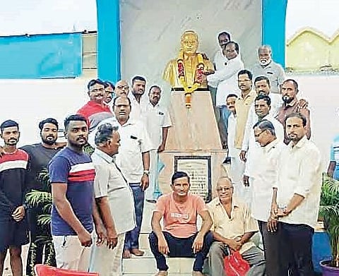 हरेगाव मारहाण प्रकरणी श्रीरामपूर तालुक्यात निषेध