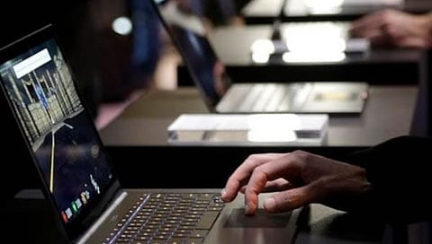 Restricted imports of laptops | लॅपटॉप, टॅबलेट आणि पर्सनल कॉम्प्युटर्सच्या आयातीवर निर्बंध, केंद्राकडून आदेश जारी