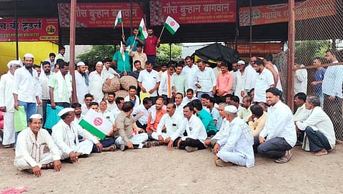 छत्रपती संभाजीनगर : कांद्याची भाववाढ जाहीर करण्याच्या मागणीसाठी शेतकऱ्यांचे आंदोलन