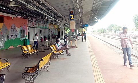 उरुळी कांचन : विद्युतीकरणाचा काडीमात्र उपयोग नाही