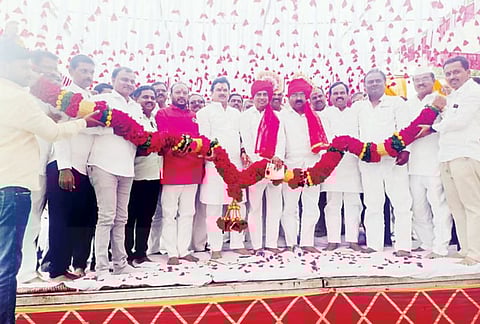 बारामती-अमरापूर रस्त्याने जाताना त्यांना आमचा विकास दिसत नाही का? : आमदार प्रा. राम शिंदे