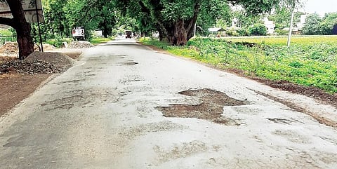 शेवगाव : ठेकेदार एजन्सीला काळ्या यादीत टाका