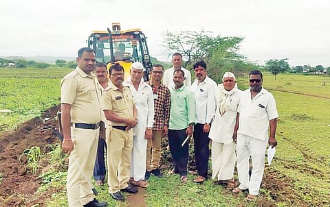 नगर : शिवरस्ता 40 वर्षांनी खुला