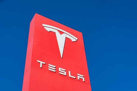 Tesla : मोठी बातमी ! ‘टेस्ला’ होणार पुणेकर ! पुण्यातील ऑफिससाठी कंपनीने मोजले इतके लाख