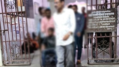 Thane Crime | एकतर्फी प्रेमातून अल्पवयीन मुलीची चाकूने ८ वार करून हत्या, आई समोरच घडला प्रकार