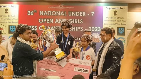 Chess Championship : नंदुरबारच्या सात वर्षाच्या नारायणीने पटकावले सुवर्णपदक