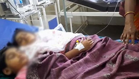 लातूर: तोंडार येथे १५ विद्यार्थ्यांना शाळेतील खिचडीतून विषबाधा