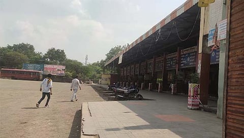 Maratha Reservation Protest : सिल्लोड आगारात शुकशुकाट….