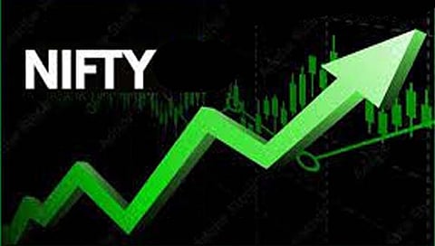 Stock Market Closing Bell | जोरदार खरेदीमुळे Nifty सर्वकालीन उच्चांकावर, सेन्सेक्स ५३५ अंकांनी वाढून बंद