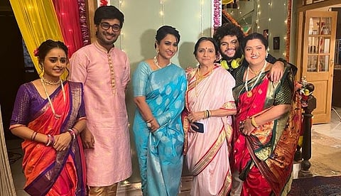 अबोल प्रीतीची अजब कहाणी