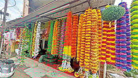 कोल्हापूर : बाप्पांच्या आगमनासाठी 600 कोटींची उलाढाल शक्य