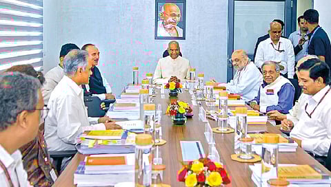 कोविंद समिती जाणून घेणार सर्व पक्षांची मते